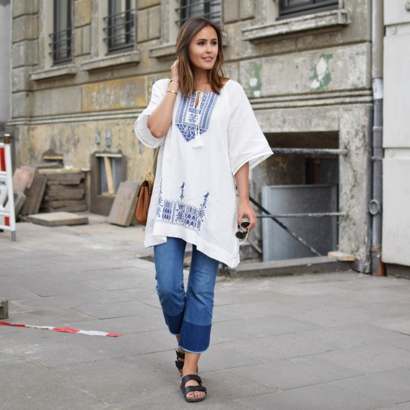 flared jeans 