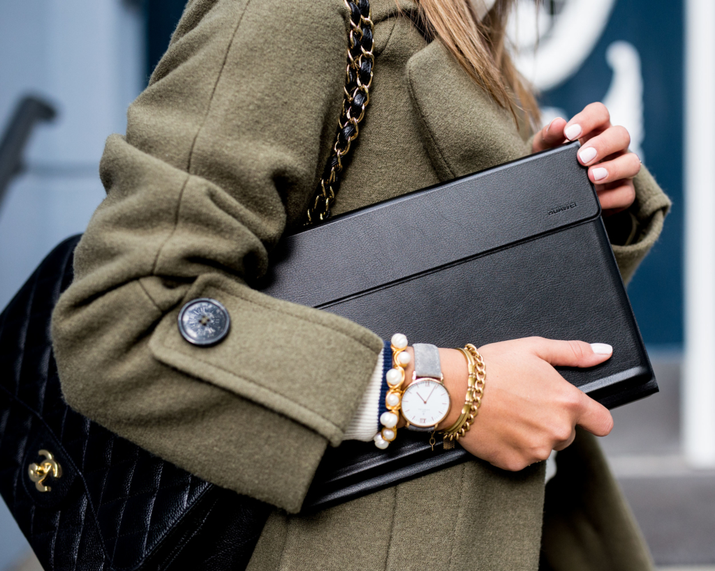 Coat: Edited, Bag: Chanel, - HUAWEI MateBook