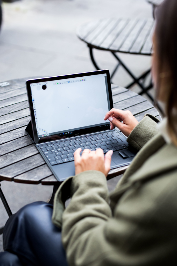 HUAWEI MateBook