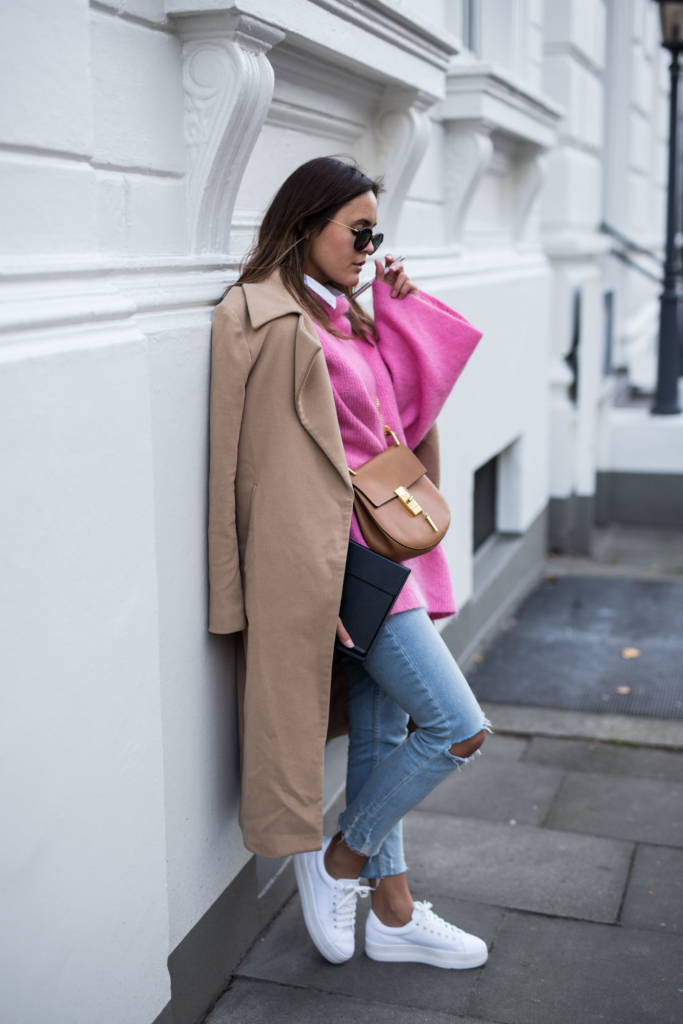 Shoes: No Name, Coat: Missguided, Bag: Chloé, Sunglasses: Kapten&Son, Pink Knit: H&M Trend, Jeans: Zara, - MateBook: HUAWEI