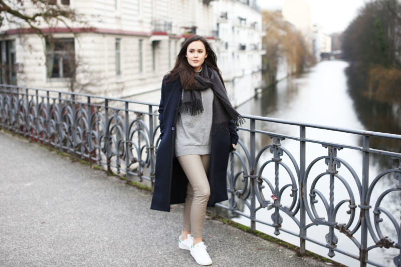 Shoes: Adidas Stan Smith