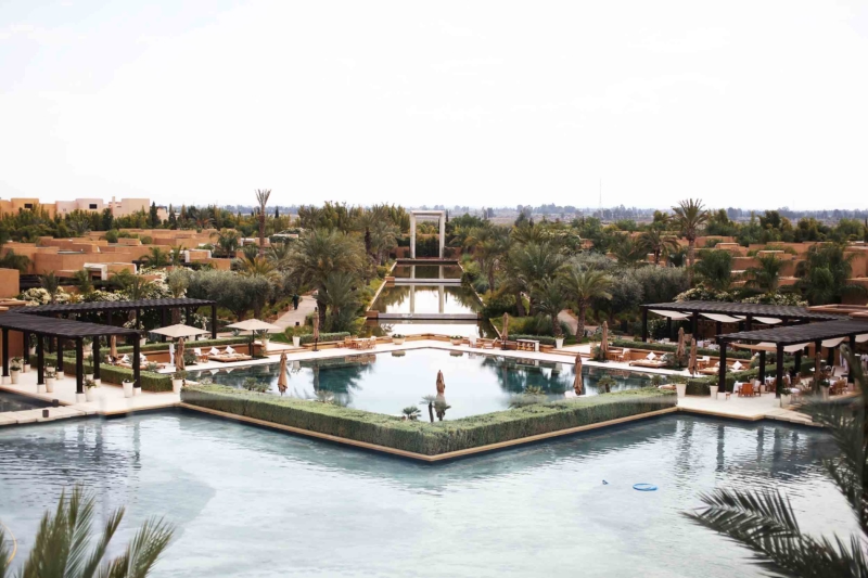 mandarin oriental hotel poollandschaft