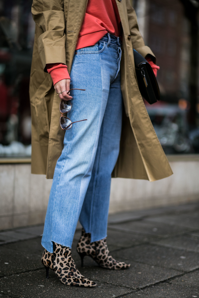 Jeans: Vetements, Trenchcoat: Vetements, Stiefeletten: Laurèl
